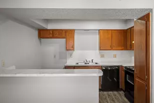 406 E Denton Dr, Euless, TX 76039 - Photo 16