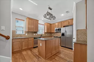 3036 Carmel St, Dallas, TX 75204 - Photo 10
