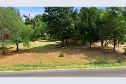 703 Clubview Drive, Mabank, TX 75143 - Photo 2