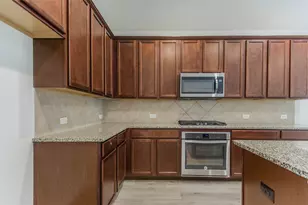 1404 Suttonview Dr, McKinney, TX 75071 - Photo 8