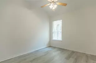 1404 Suttonview Dr, McKinney, TX 75071 - Photo 24