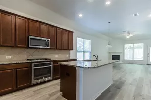 1404 Suttonview Dr, McKinney, TX 75071 - Photo 6