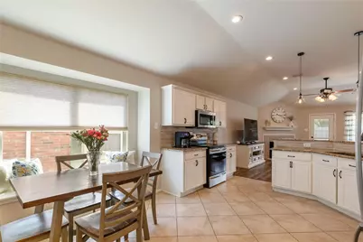 11717 Pinyon Pine Drive, Fort Worth, TX 76244 - Photo 10