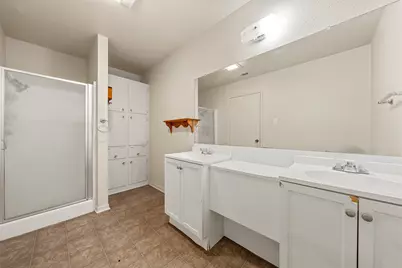 1314 W 9th Street, Clifton, TX 76634 - Photo 20