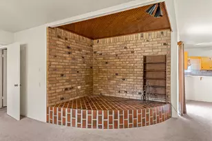 1314 W 9th St, Clifton, TX 76634 - Photo 6