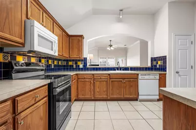 2541 Massey Lane, Robinson, TX 76706 - Photo 4