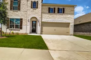 1033 Rosebay Dr, Justin, TX 76247 - Photo 1
