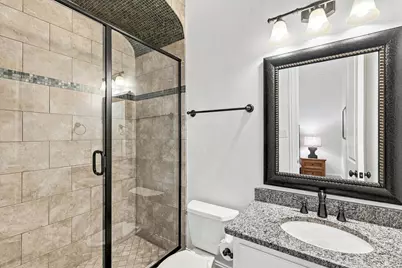 627 Lake Point Drive, Irving, TX 75039 - Photo 18