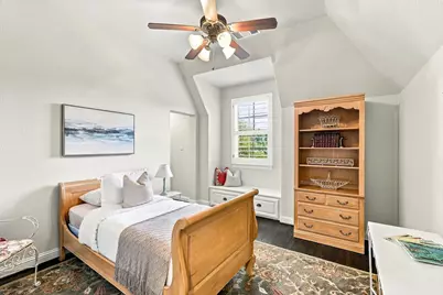 627 Lake Point Drive, Irving, TX 75039 - Photo 26