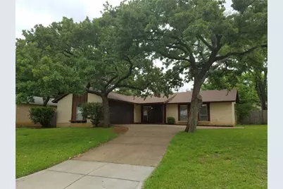 2724 Buffalo Drive, Arlington, TX 76013 - Photo 1