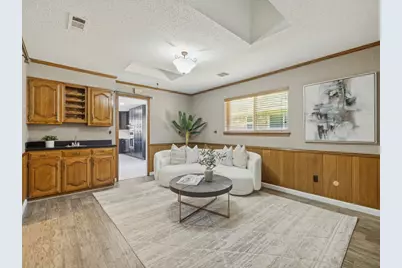 10123 Apple Creek Drive, Dallas, TX 75243 - Photo 12