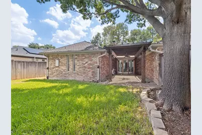 10123 Apple Creek Drive, Dallas, TX 75243 - Photo 24