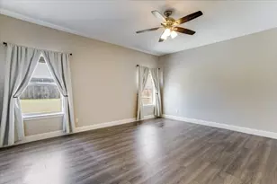 908 Dallas Ln, Lewisville, TX 75067 - Photo 8