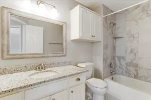 908 Dallas Ln, Lewisville, TX 75067 - Photo 32