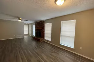 5227 Wild Horse Ct, Arlington, TX 76017 - Photo 4