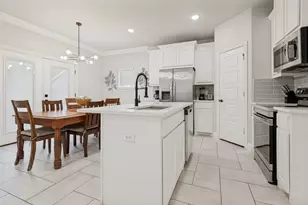 1315 Oak Knoll Dr, Haltom City, TX 76117 - Photo 10