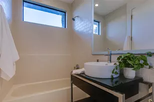 433 Trinity River Cir, Dallas, TX 75203 - Photo 6