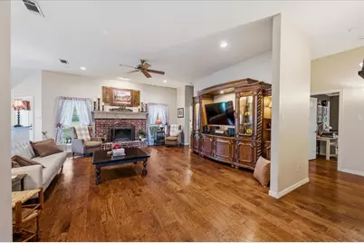 100 Post Oak Lane, Waxahachie, TX 75165 - Photo 8