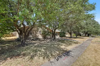 4109 Keele Drive, Garland, TX 75041 - Photo 2