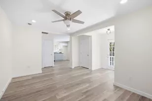 6933 Hatch Rd, Lake Worth, TX 76135 - Photo 10
