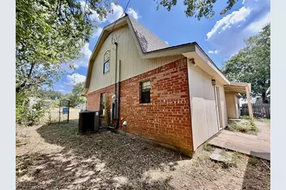 312 S Mockingbird Lane, Keene, TX 76059 - Photo 18