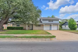 5629 Woodway, Fort Worth, TX 76133 - Photo 2