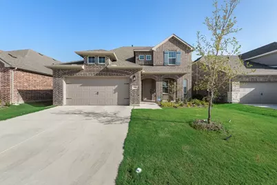681 Tyronza, Justin, TX 76247 - Photo 2