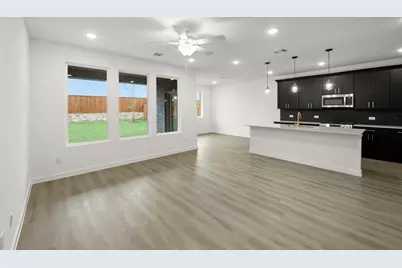 681 Tyronza, Justin, TX 76247 - Photo 4