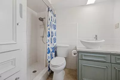 5811 Sandhurst Lane #A, Dallas, TX 75206 - Photo 24