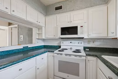 5811 Sandhurst Lane #A, Dallas, TX 75206 - Photo 18