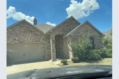 706 Buffalo Creek Drive, Cleburne, TX 76033 - Photo 2