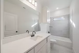 1228 Elva Warren St, Fort Worth, TX 76115 - Photo 10