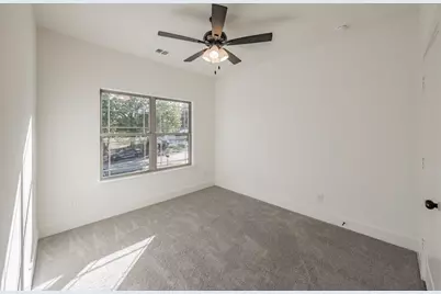 1228 Elva Warren Street, Fort Worth, TX 76115 - Photo 12