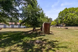 411 Ellis, Hughes Springs, TX 75656 - Photo 24