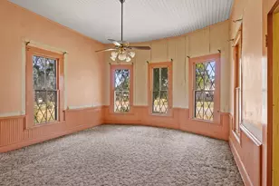 411 Ellis, Hughes Springs, TX 75656 - Photo 4