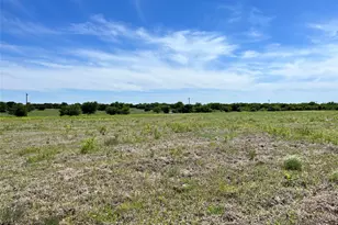 1005 White Bluff Dr, Whitney, TX 76692 - Photo 1