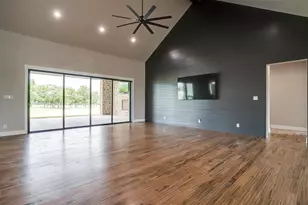 3019 Orchard Rd, Bowie, TX 76230 - Photo 12