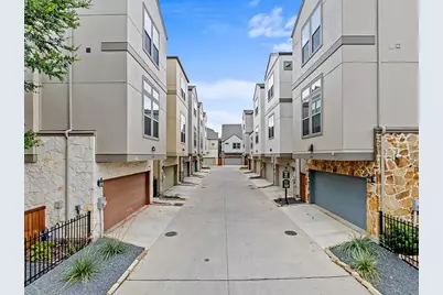 5304 Laurel Branch Drive, Dallas, TX 75209 - Photo 2