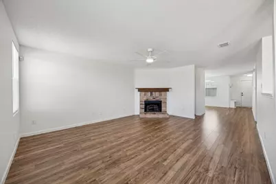 1721 Spyglass Drive, Little Elm, TX 75068 - Photo 4