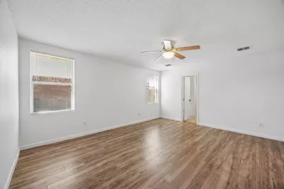 1721 Spyglass Drive, Little Elm, TX 75068 - Photo 8