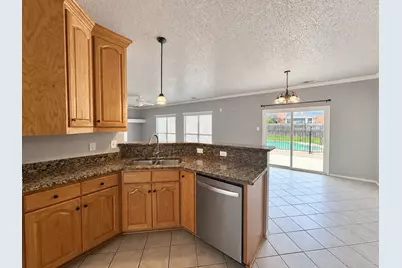 5709 Parkwood Trail, Haltom City, TX 76137 - Photo 8