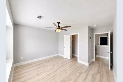 5709 Parkwood Trail, Haltom City, TX 76137 - Photo 22