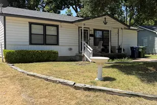 1324 Dale Dr, Garland, TX 75041 - Photo 2