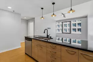 1200 Main St, Dallas, TX 75202 - Photo 10