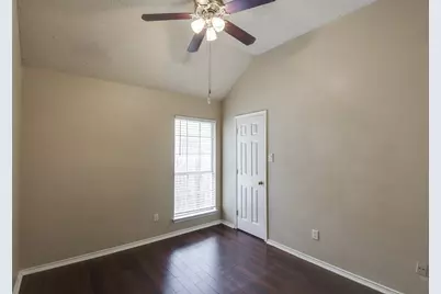 952 Freshwood Court, Arlington, TX 76017 - Photo 16