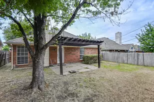 952 Freshwood Ct, Arlington, TX 76017 - Photo 20