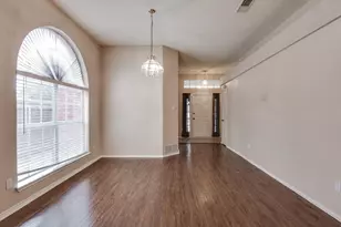 952 Freshwood Ct, Arlington, TX 76017 - Photo 8