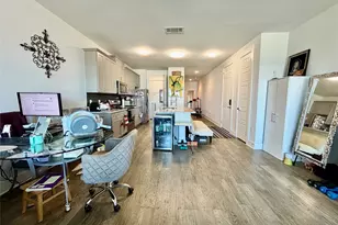 251 S Mill St, Lewisville, TX 75057 - Photo 6