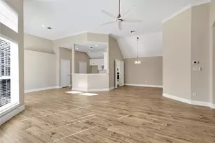 7042 Aspen Creek Ln, Dallas, TX 75252 - Photo 6