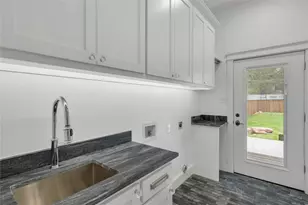 5727 Victor St, Dallas, TX 75214 - Photo 22